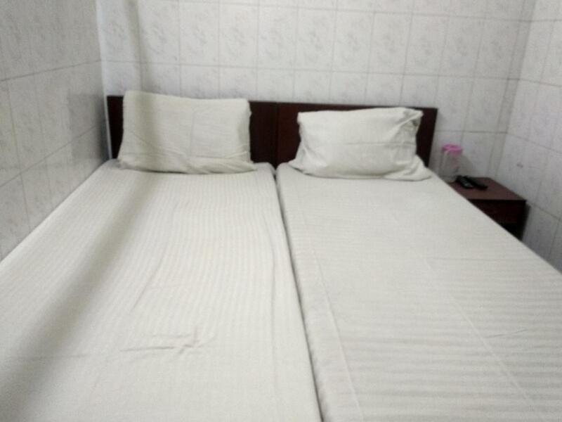 Spot On 80584 Pudur Lucky Mansion Hotel Csennai Kültér fotó
